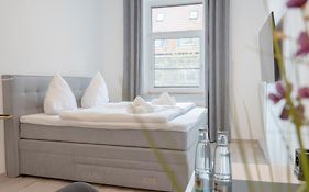 Modernes Apartment In Top Lage Komfortabel Eingerichtet Mit Arbeitsplatz Und Kueche - Geibelsuite
